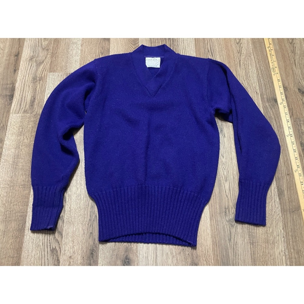 Sand-Knit Sweater, Women's Size 36/Small? Blue, V-neck, Pullover